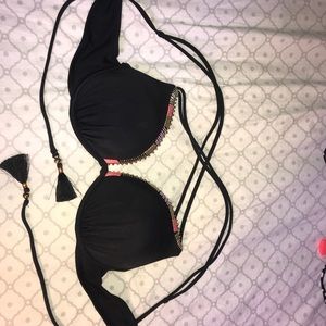 Victoria secret x-cross bikini top in black!
